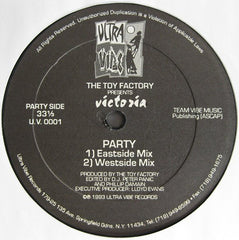 The Toy Factory Presents Asiah, Victoria (9) : I Wanna Dance (12")