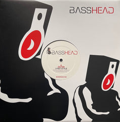 DatsiK - 3 Fist Style BASSHEAD005