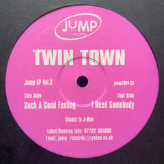 Twin Town - Jump EP Volume 3 jump2004-03
