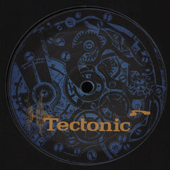 DJ Distance / Pinch (2) : Clockwork / One Blood, One Source (Distance Remix) (12")