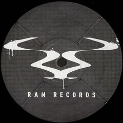 Wilkinson (4) / Delta Heavy : Refugee / Minus (12", Ltd)