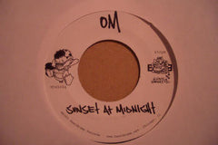 Meaty Ogre / DJ Om : Summer Child / Sunset At Midnight (7")