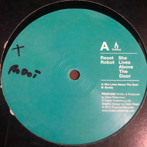 Reset Robot : She Lives Above The Door (12")