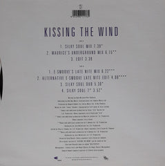 Nia Peeples : Kissing The Wind (12", Single)