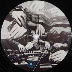 Group Niob : Nue / Target (12")