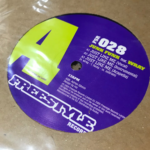 Junk Funk Featuring Wray - Just Like Me - Freestyle Records - FSR 028